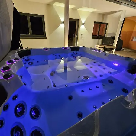 Coeur De Jardin - Prive - Jacuzzi - Unique & Cosy - Europa-park *