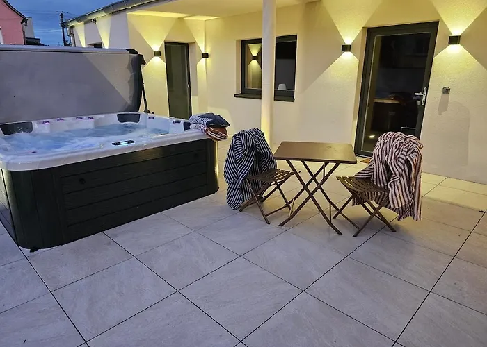 Apartment Coeur De Jardin - Prive - Jacuzzi - Unique & Cosy - Europa-park *